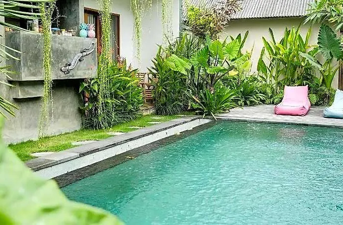 The Kumpi By The Lavana バリ島